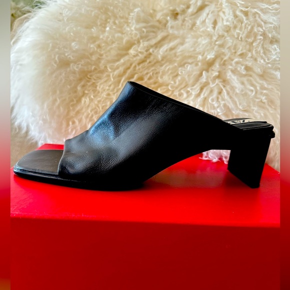 Zara Shoes - Leather Mules Zara